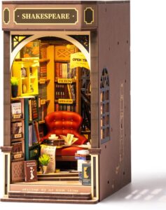 Shakespeare Book Nook puzzle